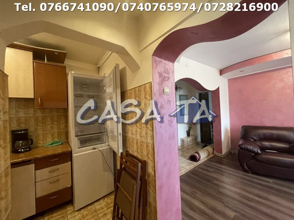 Apartament 4 Camere, Etaj 1, Strada Nicolae Titulescu