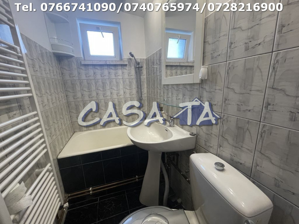 Apartament 4 Camere, Etaj 1, Strada Nicolae Titulescu