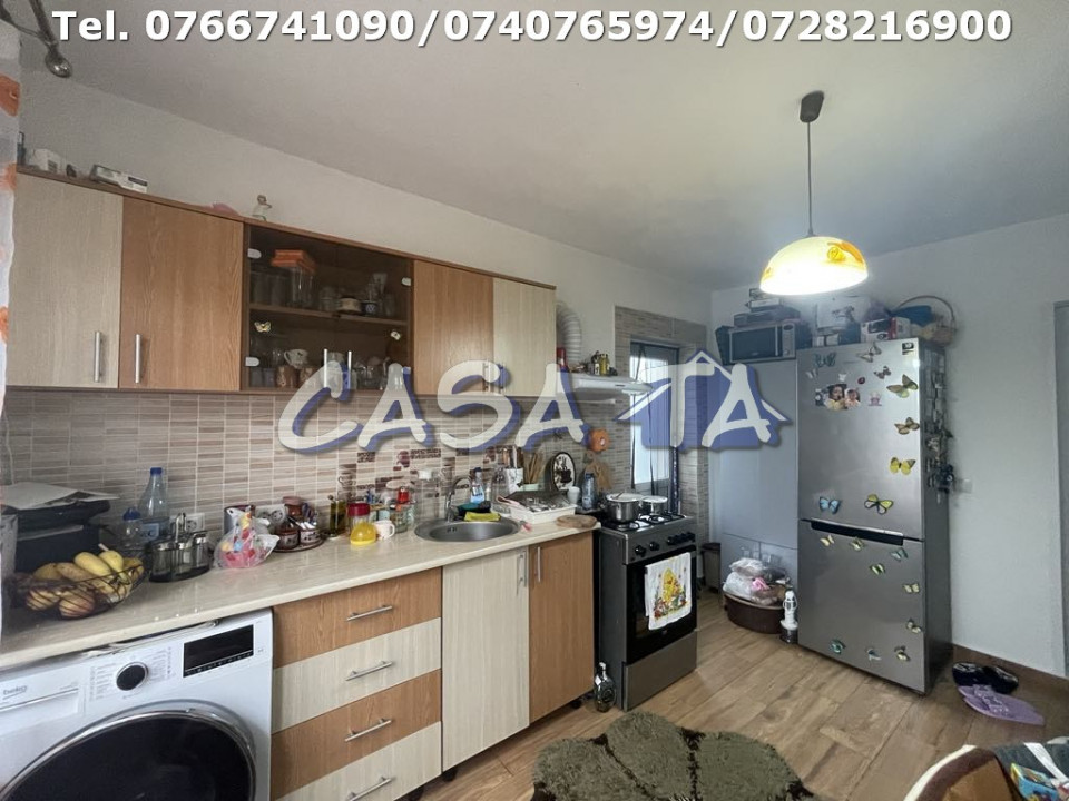Casa 3 Camere, Parter, Iezureni - Strada Stejarului