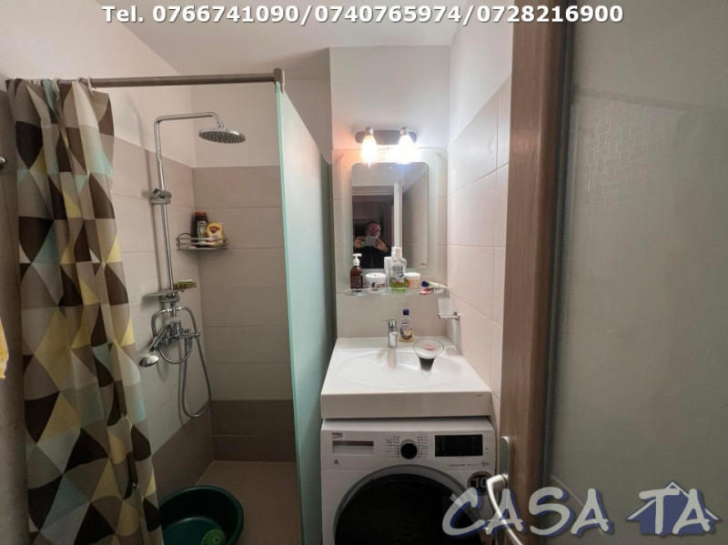 Apartament 4 camere, situat în Târgu Jiu, Str. 22 Decembrie 1989