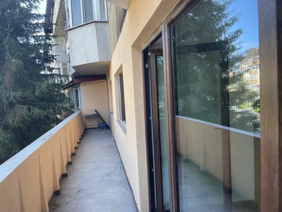 Apartament 5 Camere, Etaj 1, Zona Centrala