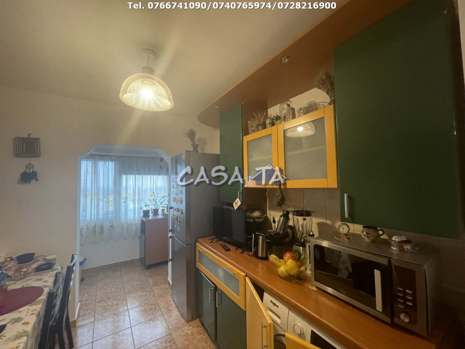 Apartament 3 Camere, Etaj 7/8(cu lift), Strada Unirii - Ultracentral