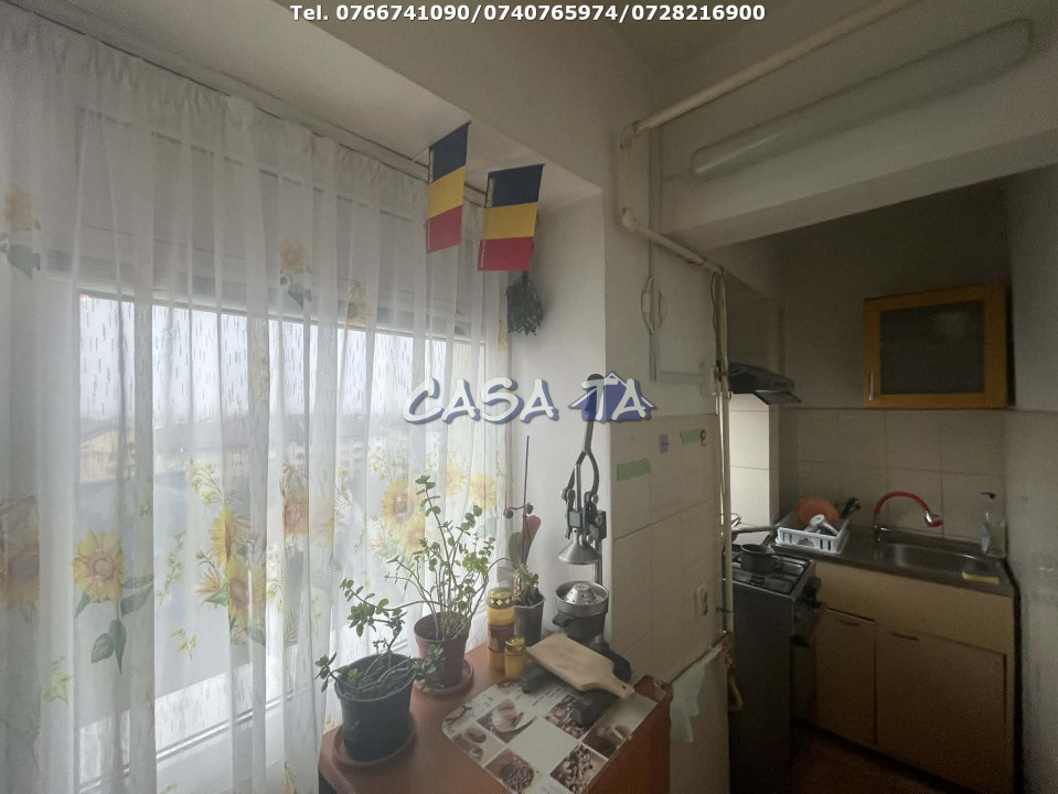 Apartament 3 Camere, Etaj 7/8(cu lift), Strada Unirii - Ultracentral