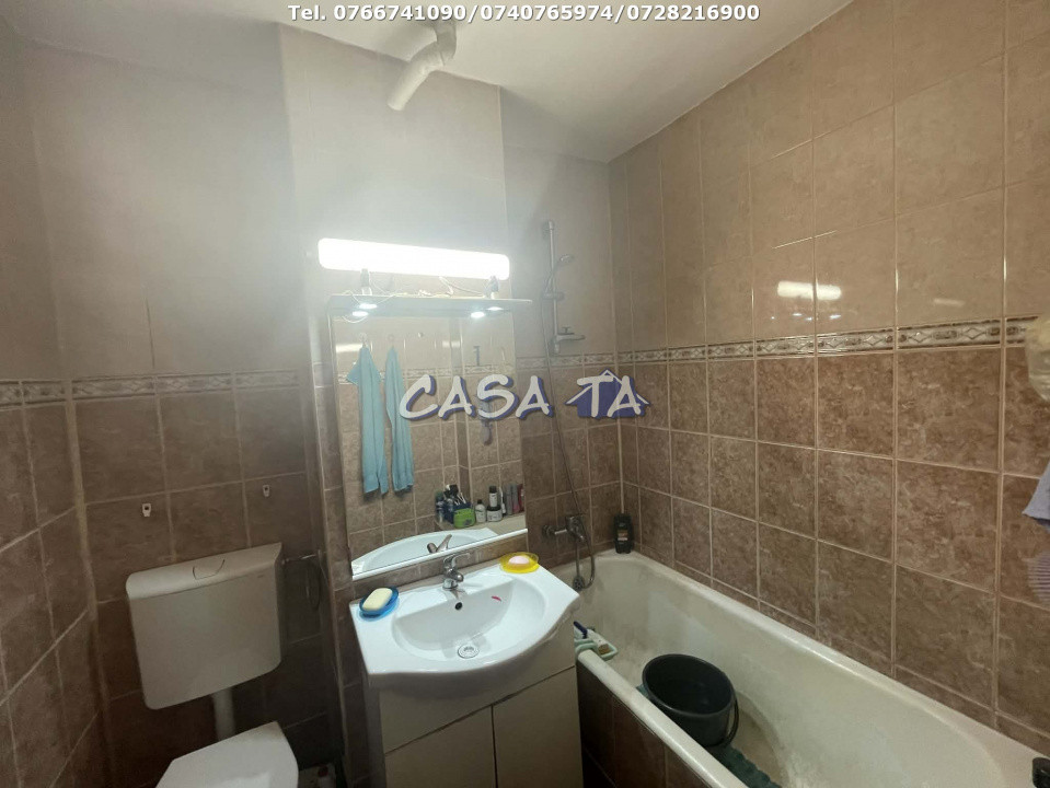 Apartament 3 Camere, Etaj 7/8(cu lift), Strada Unirii - Ultracentral