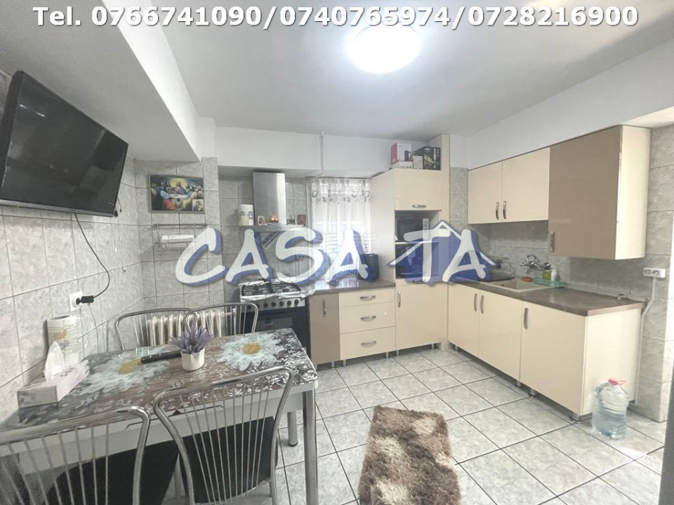 Apartament 3 Camere, Etaj 4/8(cu lift Nou), Strada Republicii