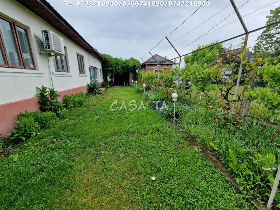 De Vanzare Casa situata în Targu Jiu, cartier Bârsești 