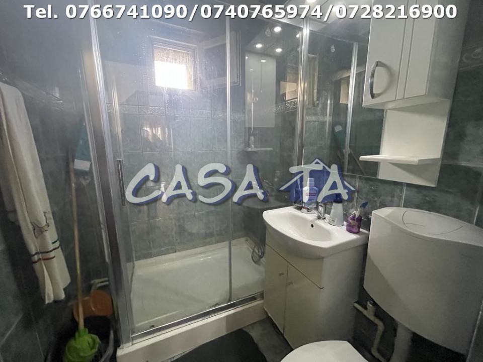Apartament 3 Camere, Etaj 2, Strada Theodor Aman - Zona Centrala