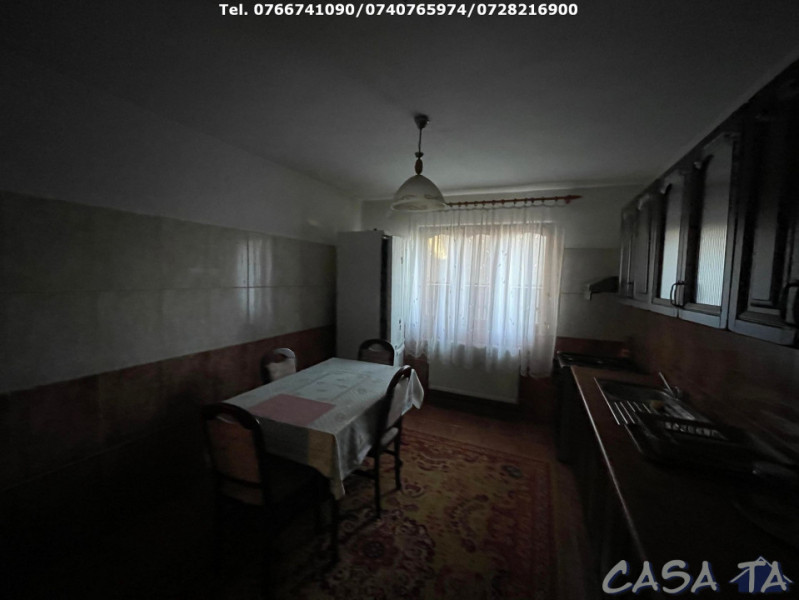 Casa 5 Camere D+P+1, Strada Dr. Nicolae Hasnas