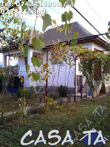 Casa si teren aferent Turburea
