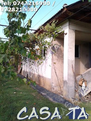 Casa si teren aferent Turburea