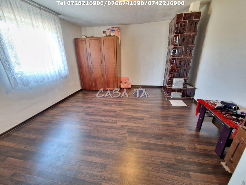 Casa + teren 3792 mp, situata în Scoarta - Budieni