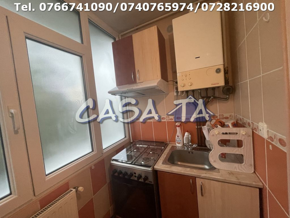 Apartament 2 Camere, Etaj 1, Strada Plevnei - Zona Centrala 