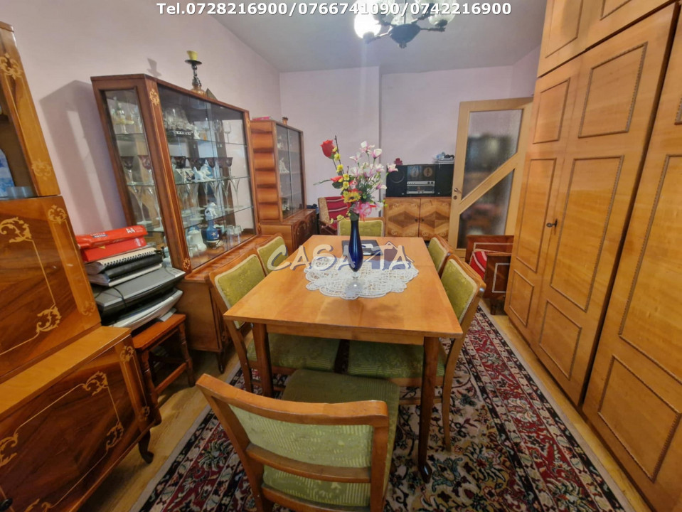 Apartament 4 camere, situat în Târgu Jiu, Str. 22 Decembrie 1989 