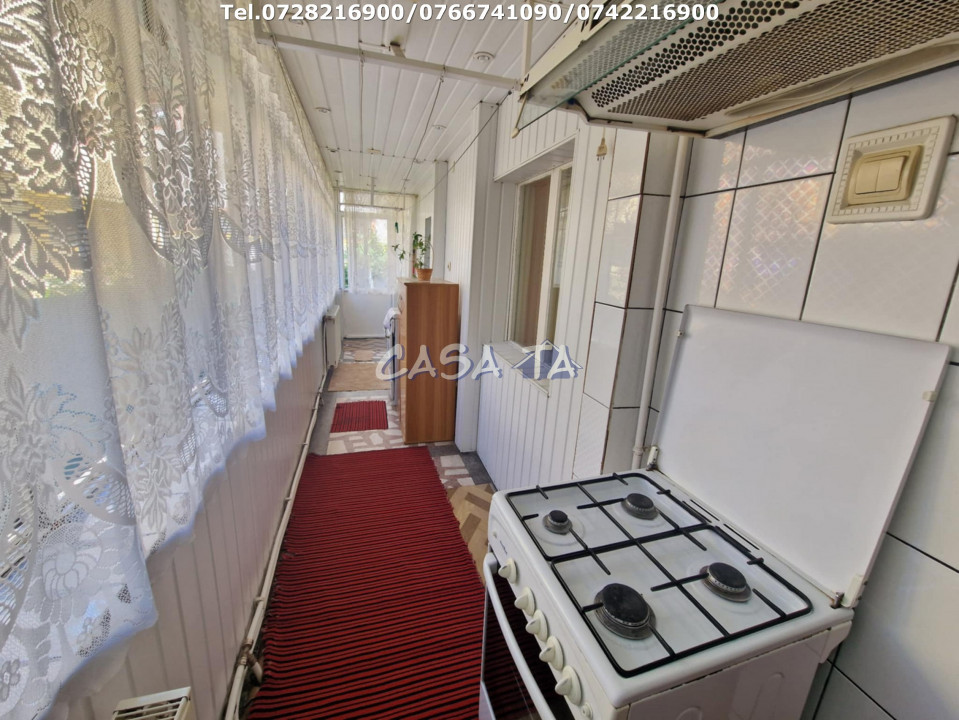 Apartament 4 camere, situat în Târgu Jiu, Str. 22 Decembrie 1989 