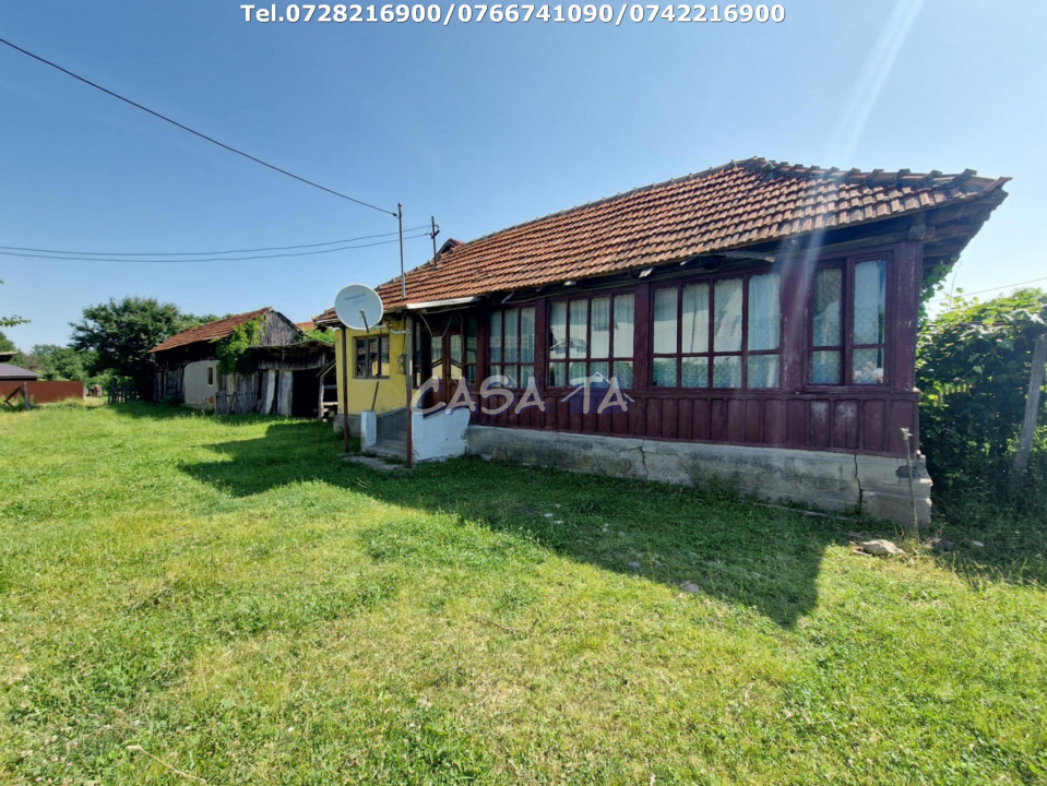 Casa 3 Camere + Teren si Anexe, Tîrculesti- Danesti