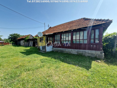 Casa 3 Camere + Teren si Anexe, Tîrculesti- Danesti