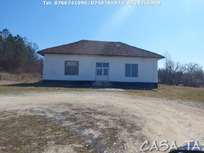 Spatiu Comercial, Parter, Celei - Tismana