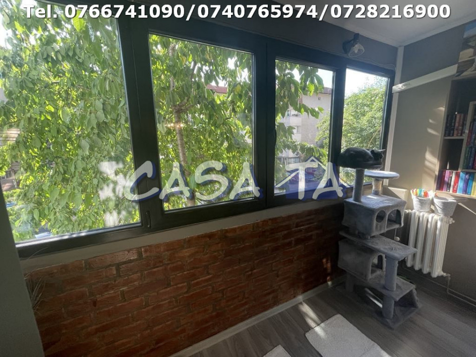 Apartament 3 Camere, Etaj 1, Strada Nicolae Balcescu - Zona Centrala