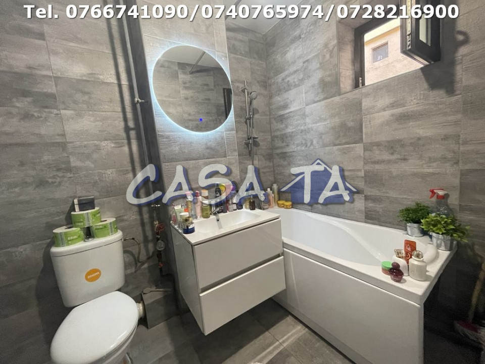Apartament 3 Camere, Etaj 1, Strada Nicolae Balcescu - Zona Centrala