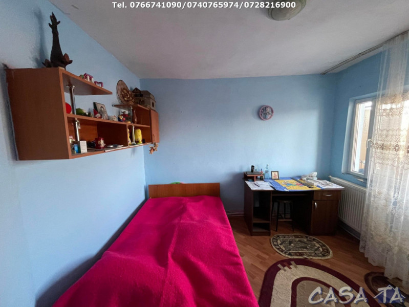 Apartament 3 Camere, Etaj 4 (acoperis), Strada Agriculturii