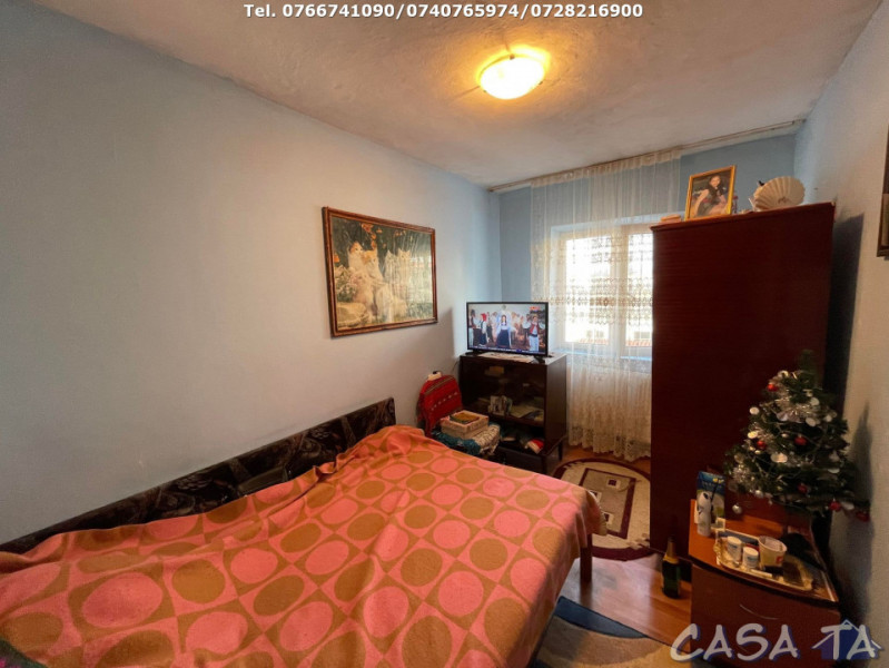 Apartament 3 Camere, Etaj 4 (acoperis), Strada Agriculturii