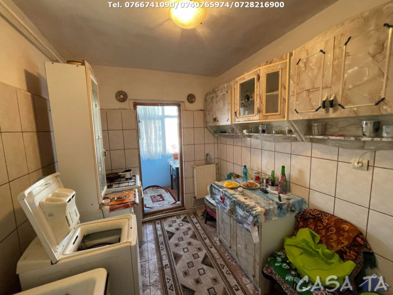 Apartament 3 Camere, Etaj 4 (acoperis), Strada Agriculturii