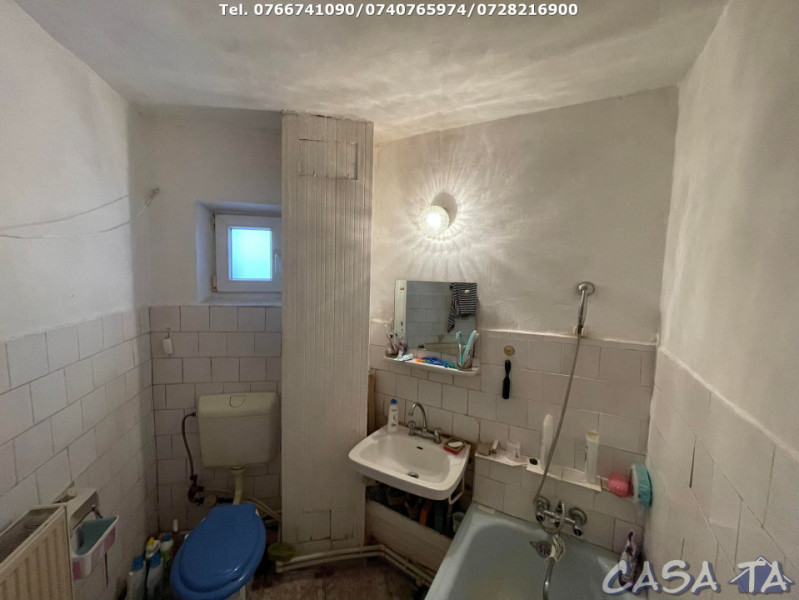 Apartament 3 Camere, Etaj 4 (acoperis), Strada Agriculturii