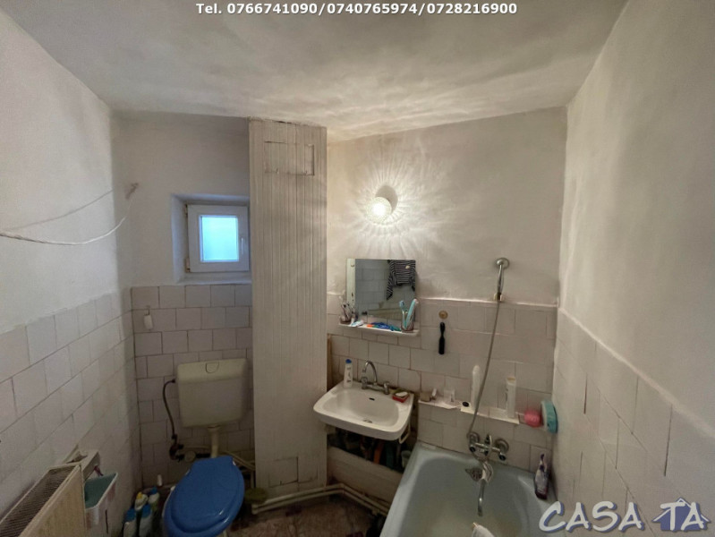 Apartament 3 Camere, Etaj 4 (acoperis), Strada Agriculturii