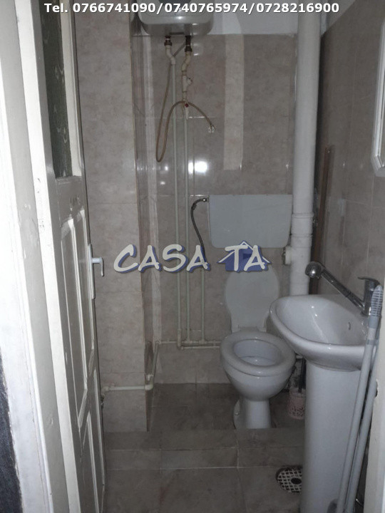 Garsoniera, Etaj 4, Strada Aleea Nicolae Titulescu-Zona Piata Mica
