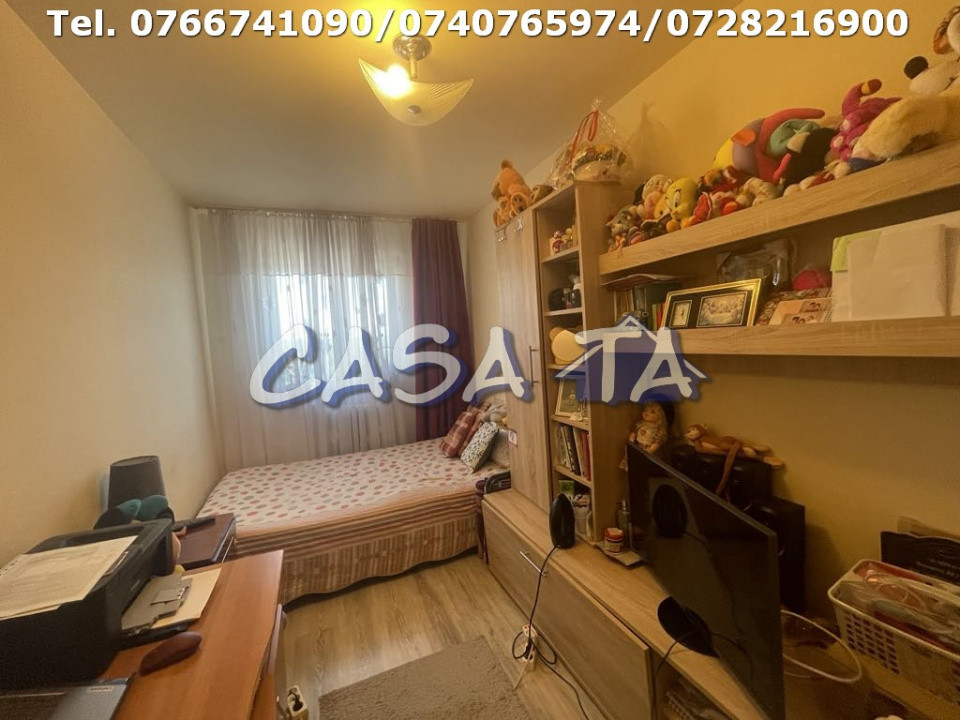 Apartament 2 Camere, Etaj 8/10 (lift nou), Strada Aleea Plopilor