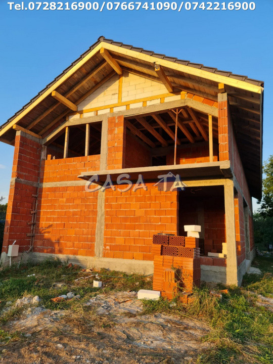 Casa situata în Lelești P+M (La Rosu)