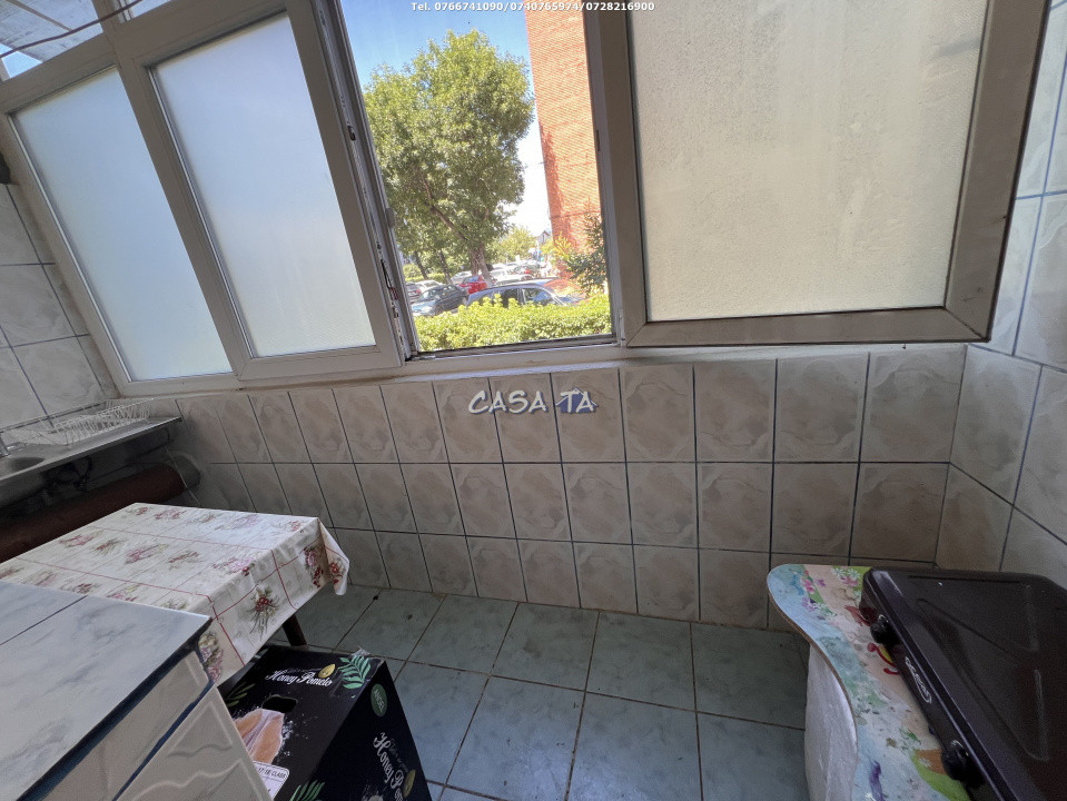 Garsoniera Tip ,,Studio", Semicentral, Targu Jiu, Str. Garofitei, Parter