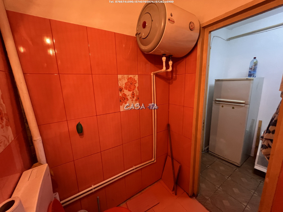 Garsoniera Tip ,,Studio", Semicentral, Targu Jiu, Str. Garofitei, Parter