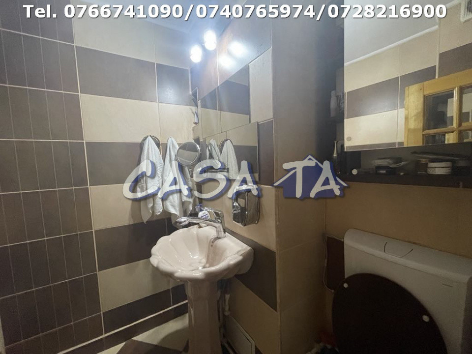 Apartament 4 Camere, Etaj 4, Strada 22 Decembrie 1989